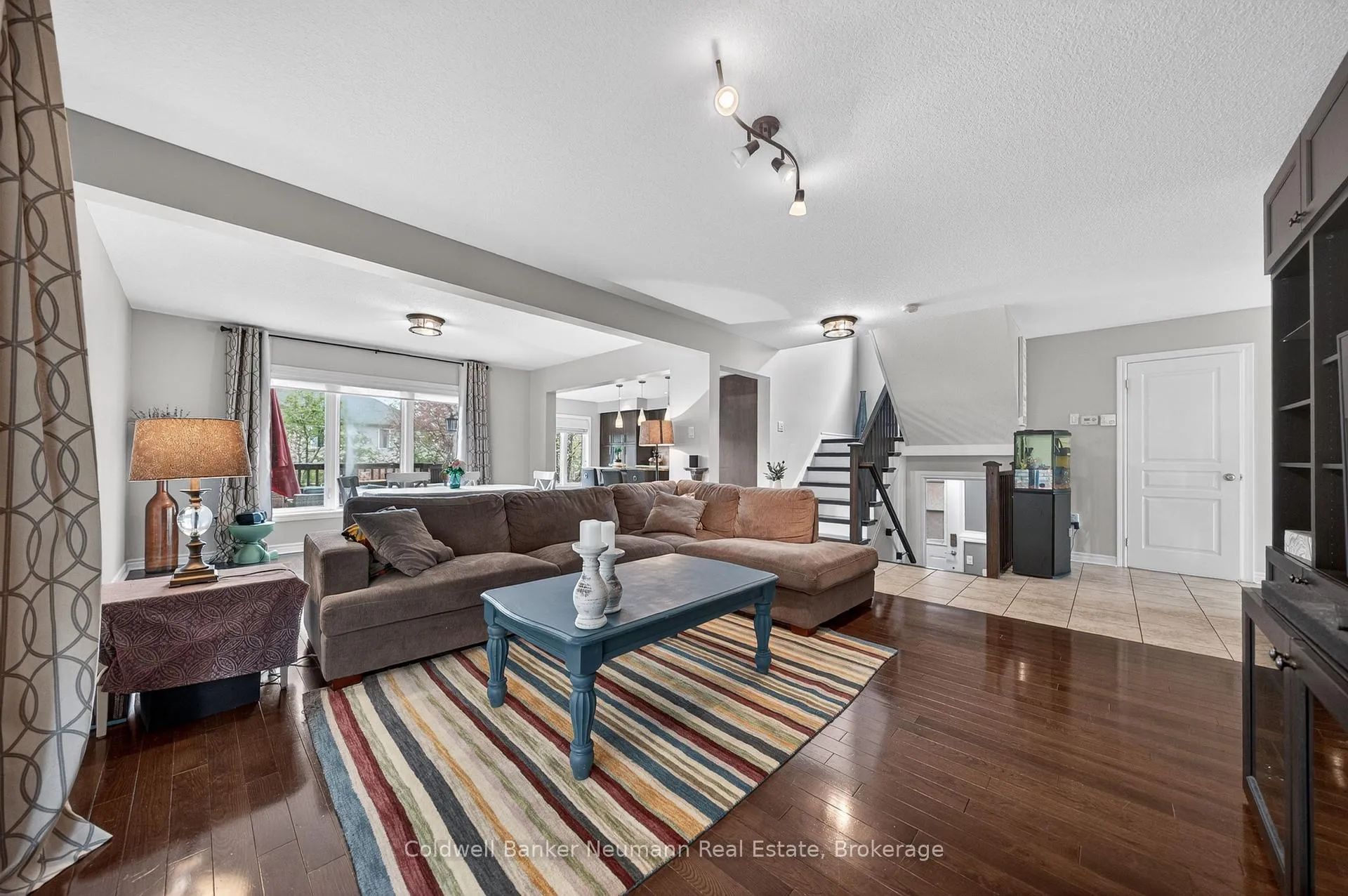 Photo 7 of 184 Goodwin Drive, Guelph, Pineridge/Westminster Woods — HOMEH