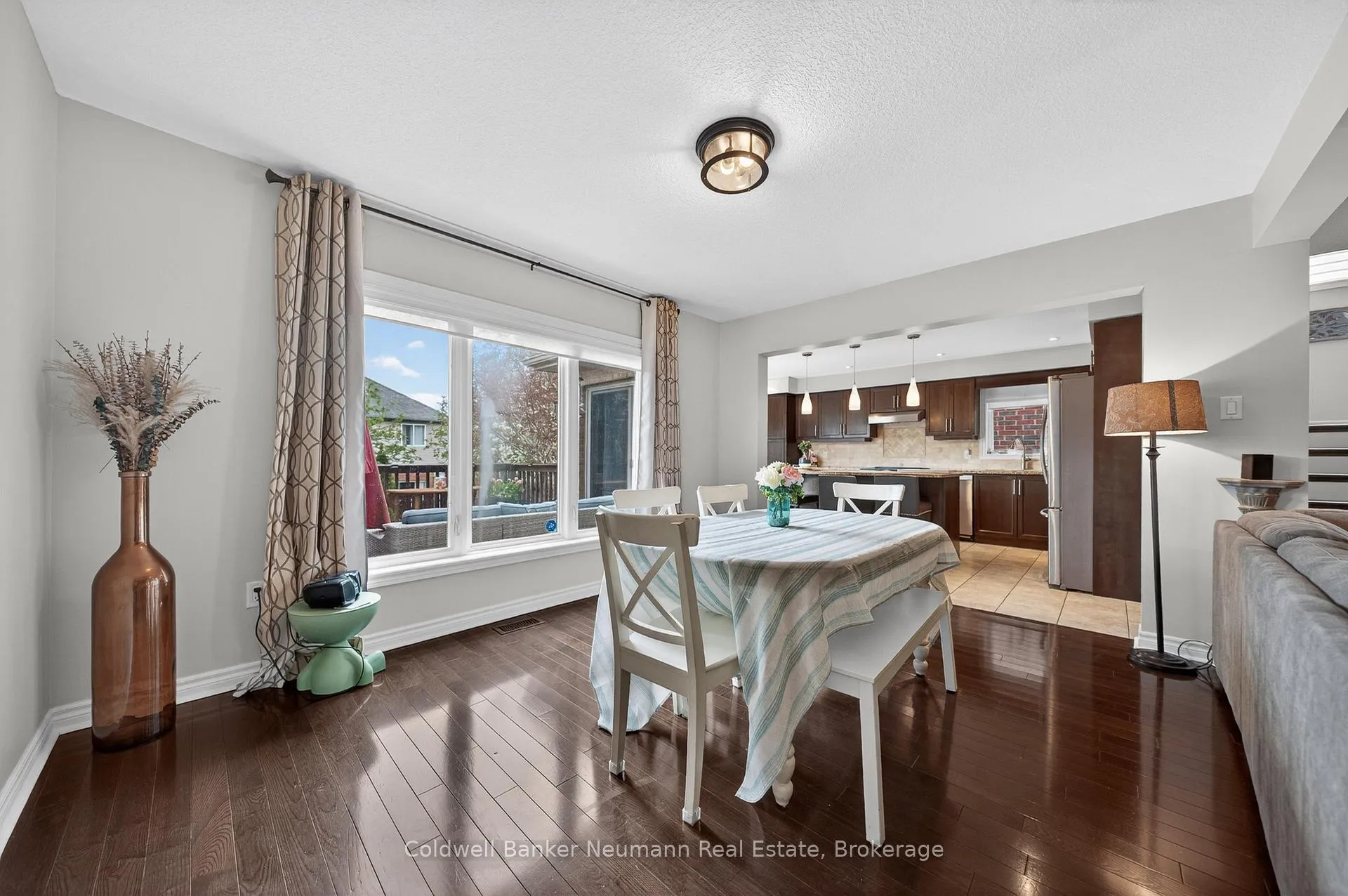 Photo 8 of 184 Goodwin Drive, Guelph, Pineridge/Westminster Woods — HOMEH