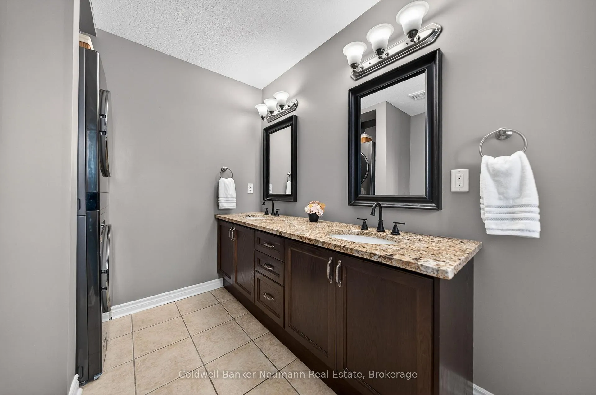 Photo 23 of 184 Goodwin Drive, Guelph, Pineridge/Westminster Woods — HOMEH