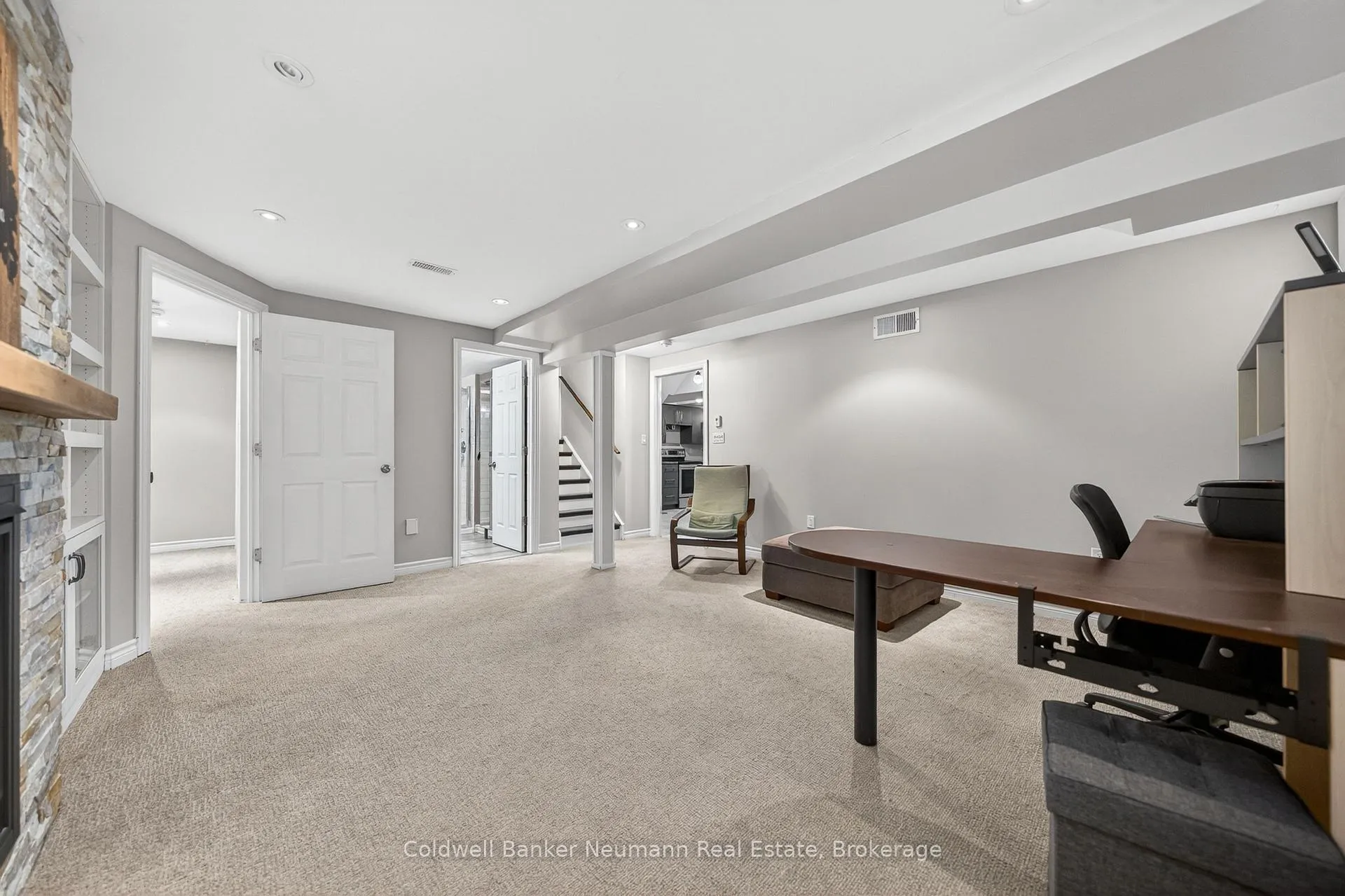 Photo 31 of 184 Goodwin Drive, Guelph, Pineridge/Westminster Woods — HOMEH