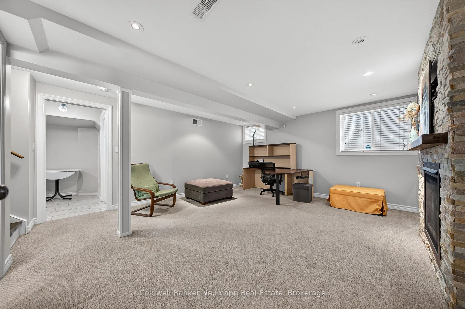 Photo 34 of 184 Goodwin Drive, Guelph, Pineridge/Westminster Woods — HOMEH