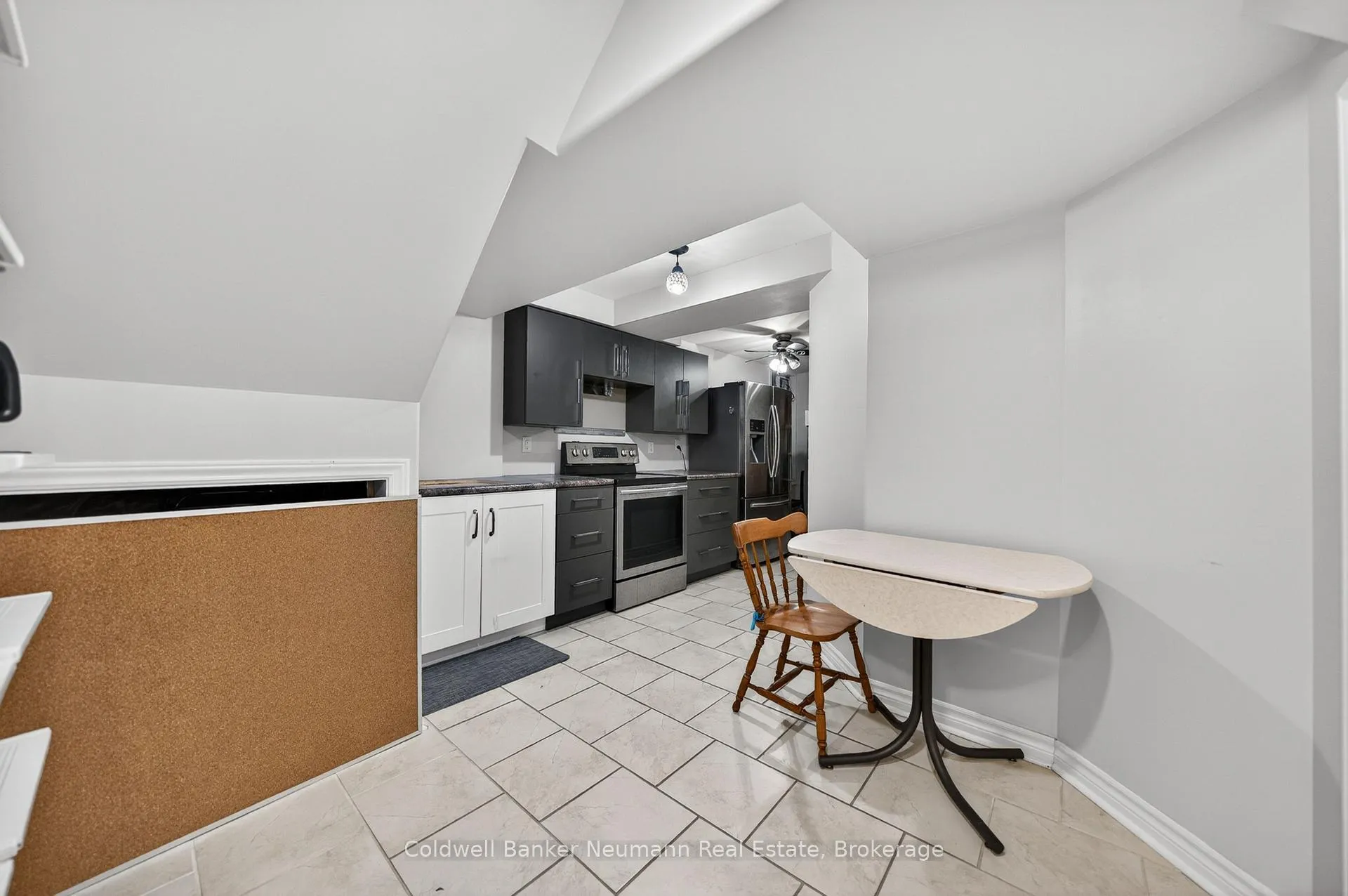 Photo 35 of 184 Goodwin Drive, Guelph, Pineridge/Westminster Woods — HOMEH