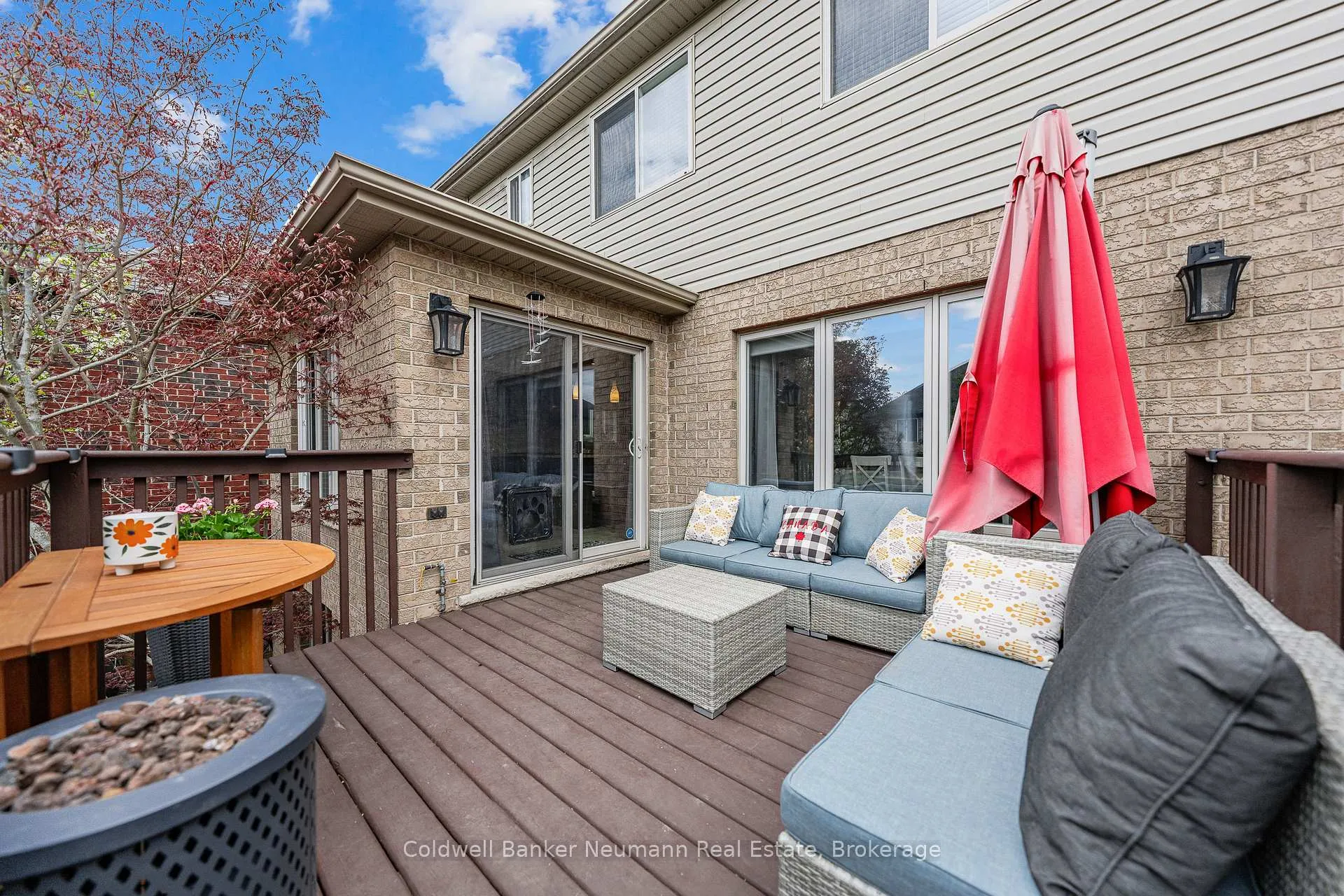 Photo 38 of 184 Goodwin Drive, Guelph, Pineridge/Westminster Woods — HOMEH