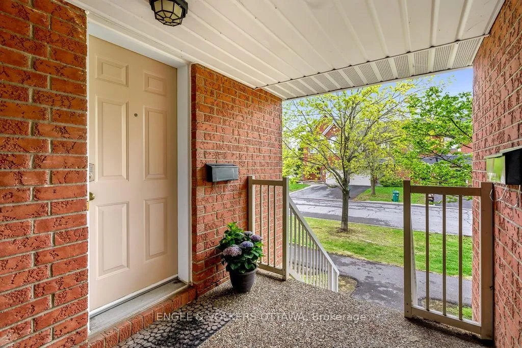 Photo 3 of 2230 Bois Vert Place, Ottawa, Avalon East — HOMEH