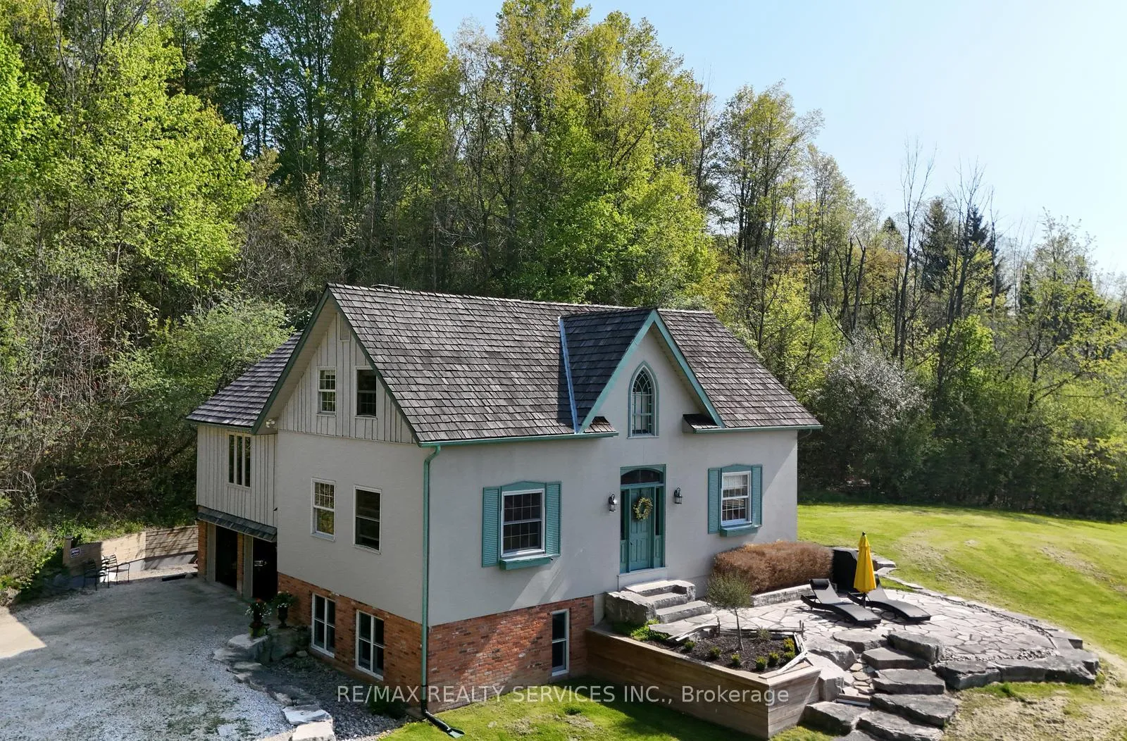Photo 2 of 15951 Humber Station Road, Caledon, Rural Caledon — HOMEH