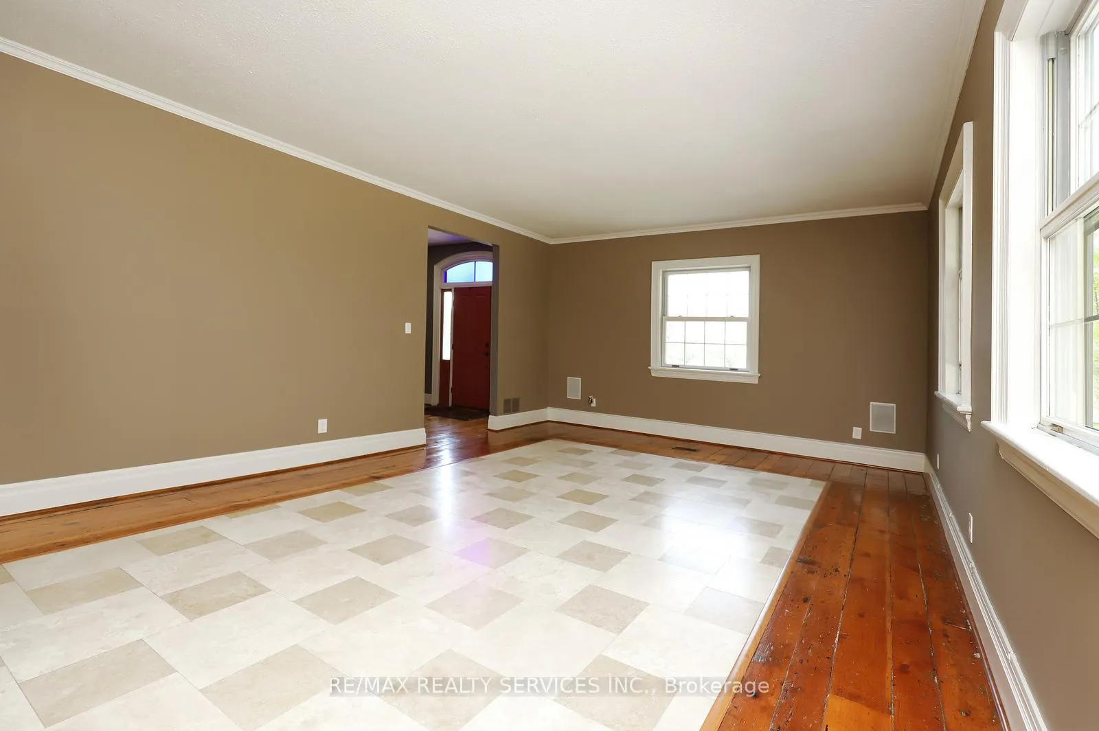 Photo 13 of 15951 Humber Station Road, Caledon, Rural Caledon — HOMEH