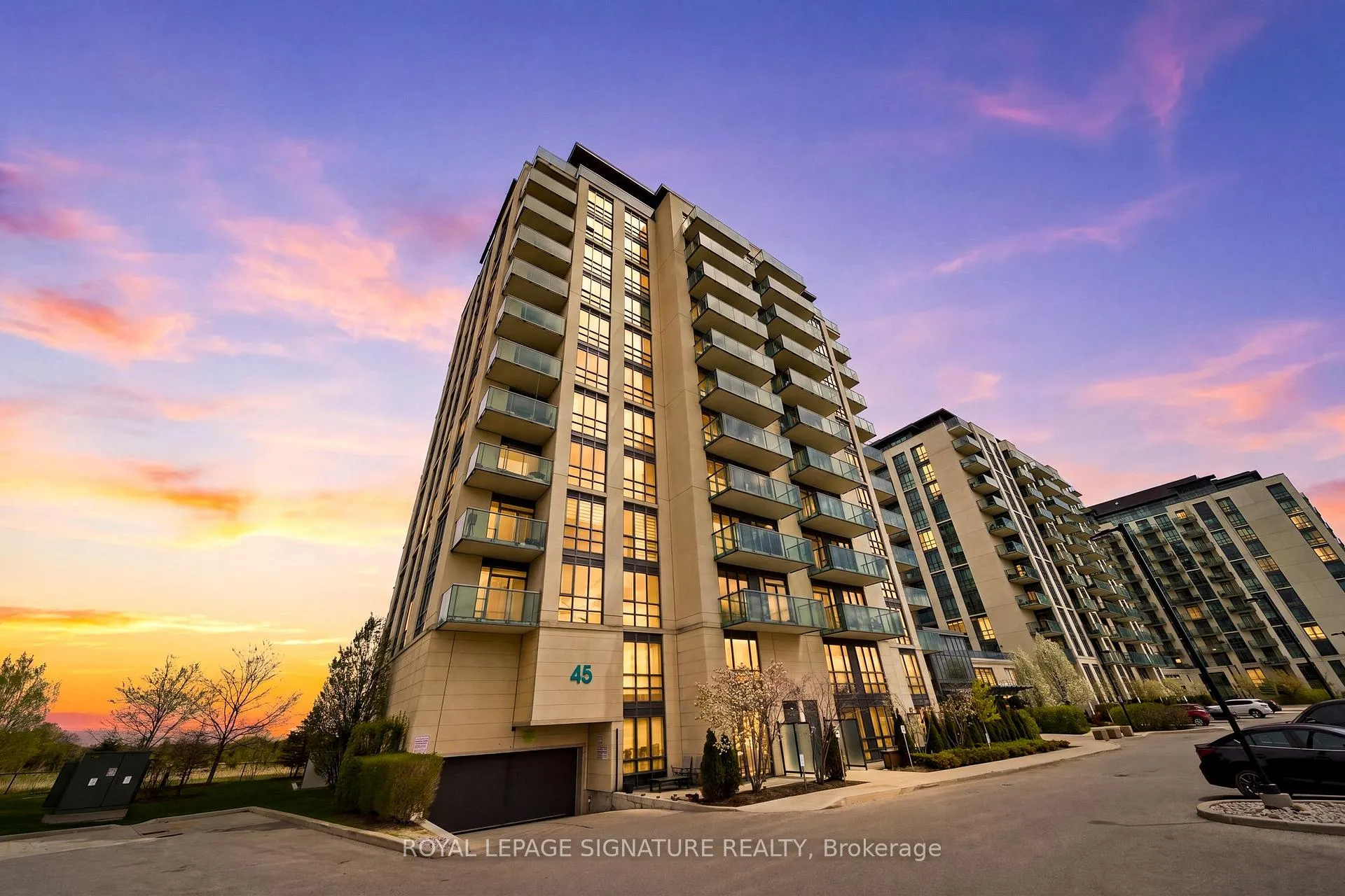 Photo 1 of Unit 806, 45 Yorkland Boulevard, Brampton, Goreway Drive Corridor — HOMEH
