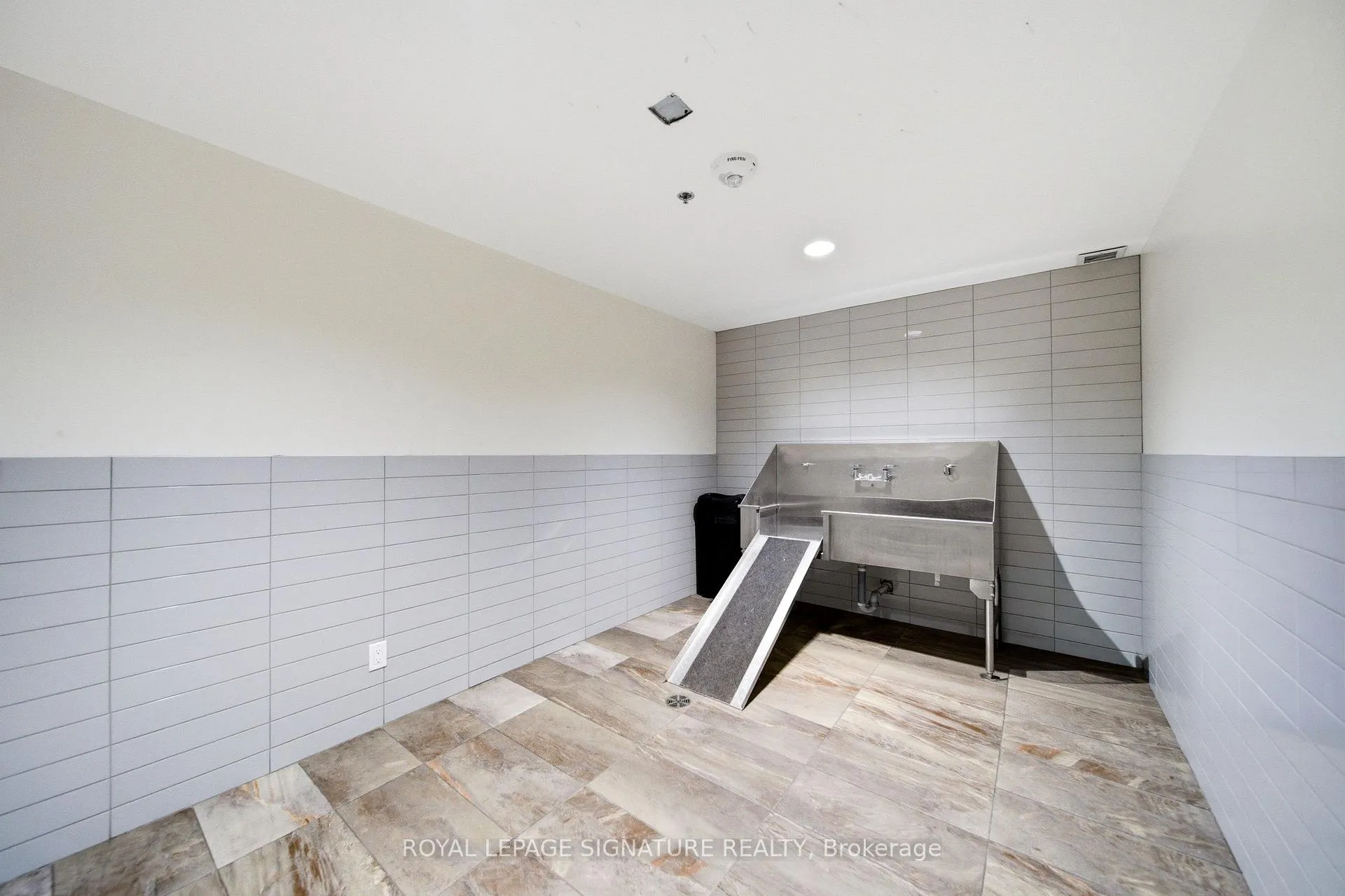 Photo 39 of Unit 806, 45 Yorkland Boulevard, Brampton, Goreway Drive Corridor — HOMEH