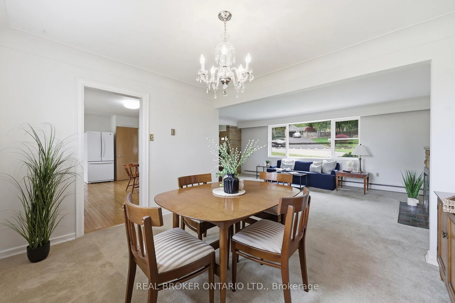 Photo 13 of 45 New Mountain Road, Hamilton, Stoney Creek — HOMEH