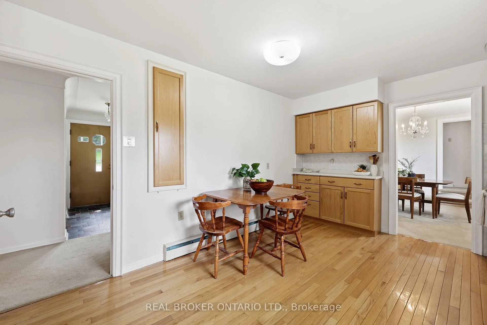 Photo 16 of 45 New Mountain Road, Hamilton, Stoney Creek — HOMEH