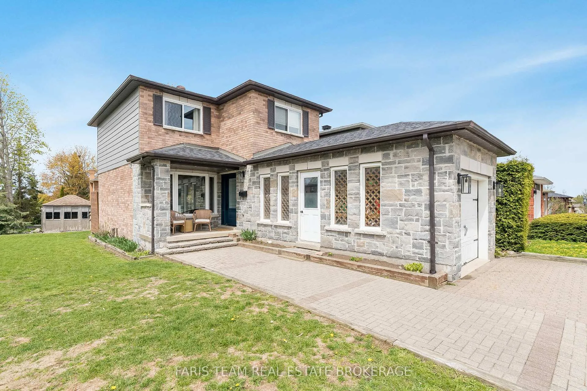 Photo 3 of 67 Trillium Crescent, Barrie, Allandale Heights — HOMEH