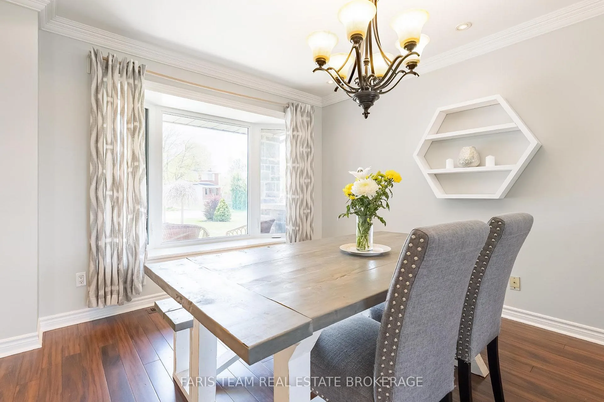 Photo 10 of 67 Trillium Crescent, Barrie, Allandale Heights — HOMEH
