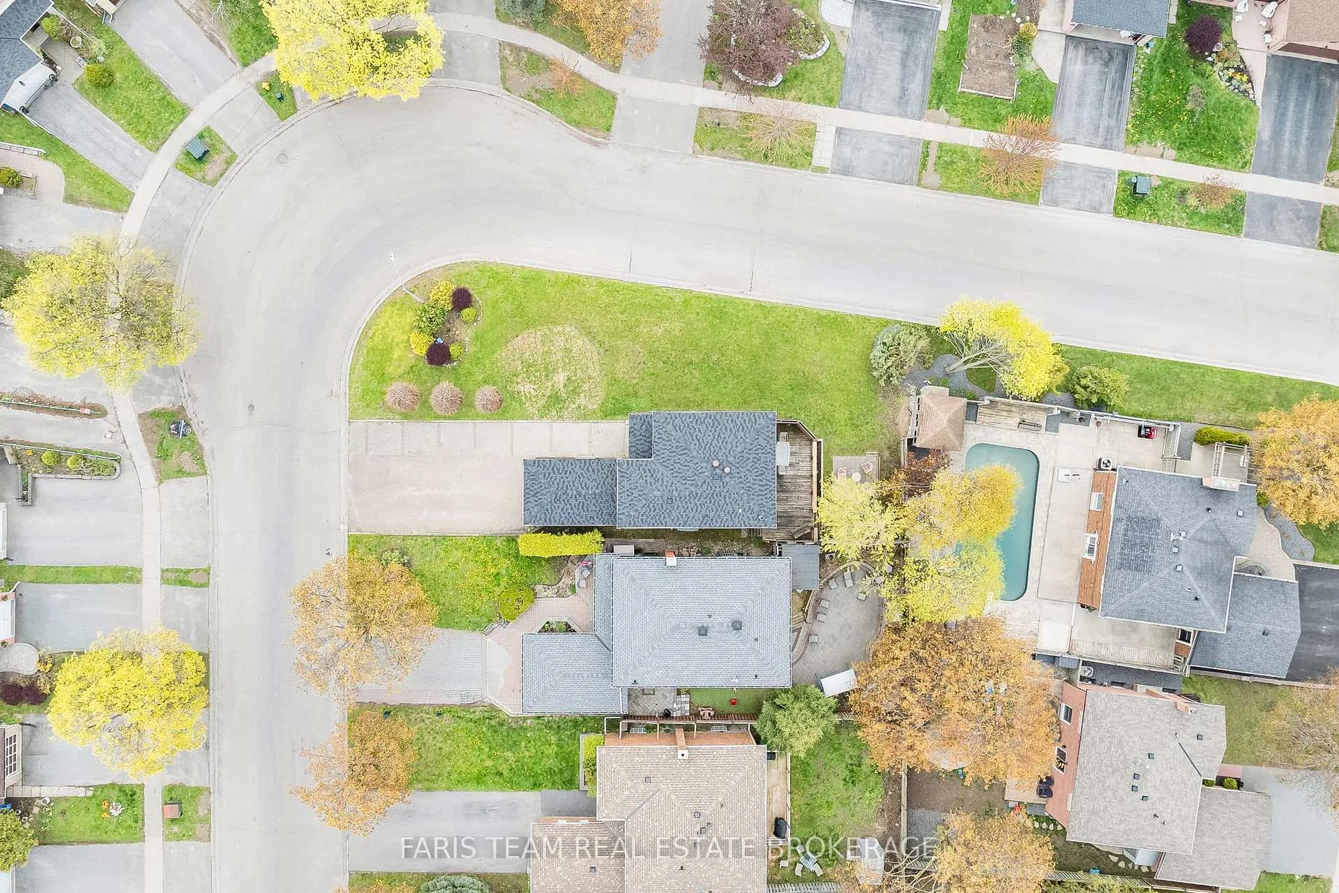 Photo 31 of 67 Trillium Crescent, Barrie, Allandale Heights — HOMEH