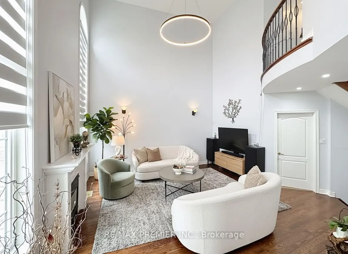 Photo 2 of 129 Ledge Rock Drive, Vaughan, Vellore Village — HOMEH