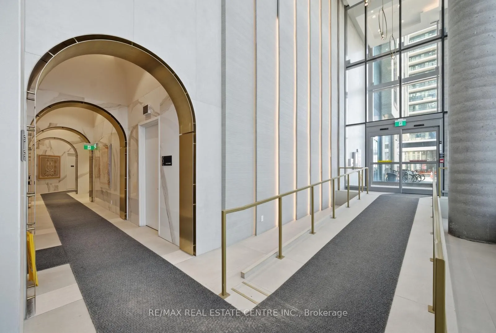 Photo 4 of Unit 3603, 1000 Portage Parkway, Vaughan, Vaughan Corporate Centre — HOMEH