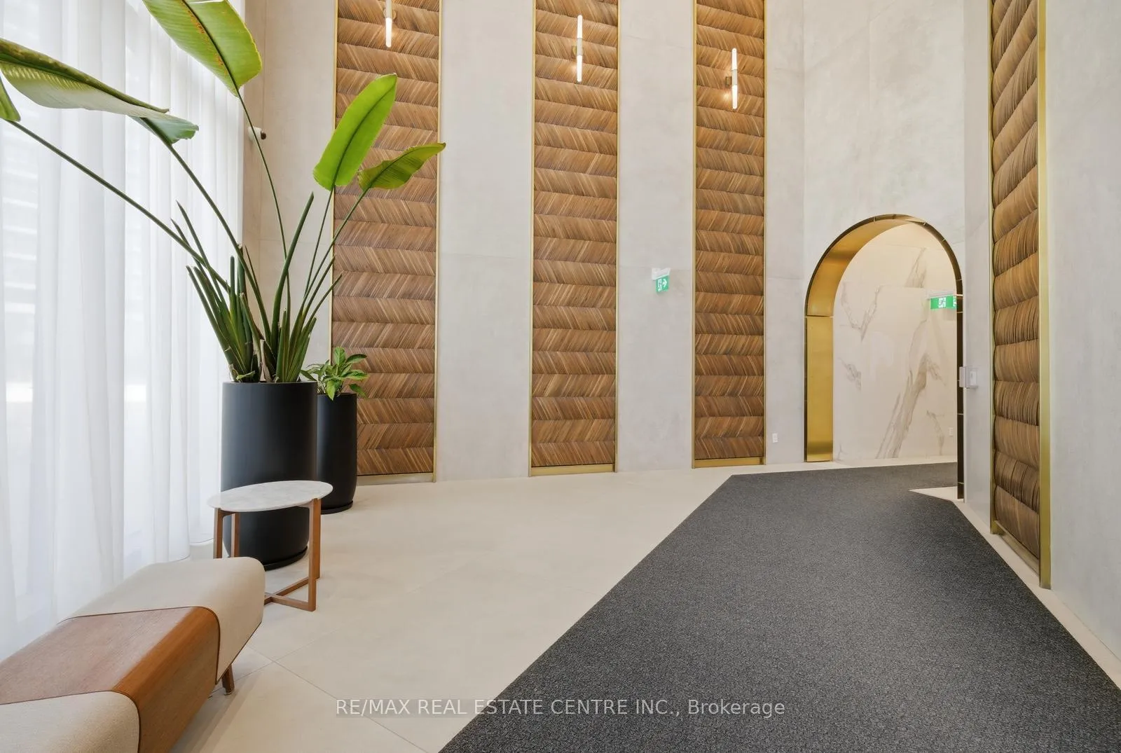 Photo 7 of Unit 3603, 1000 Portage Parkway, Vaughan, Vaughan Corporate Centre — HOMEH