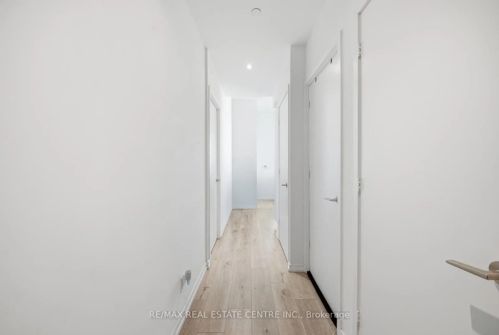 Photo 9 of Unit 3603, 1000 Portage Parkway, Vaughan, Vaughan Corporate Centre — HOMEH