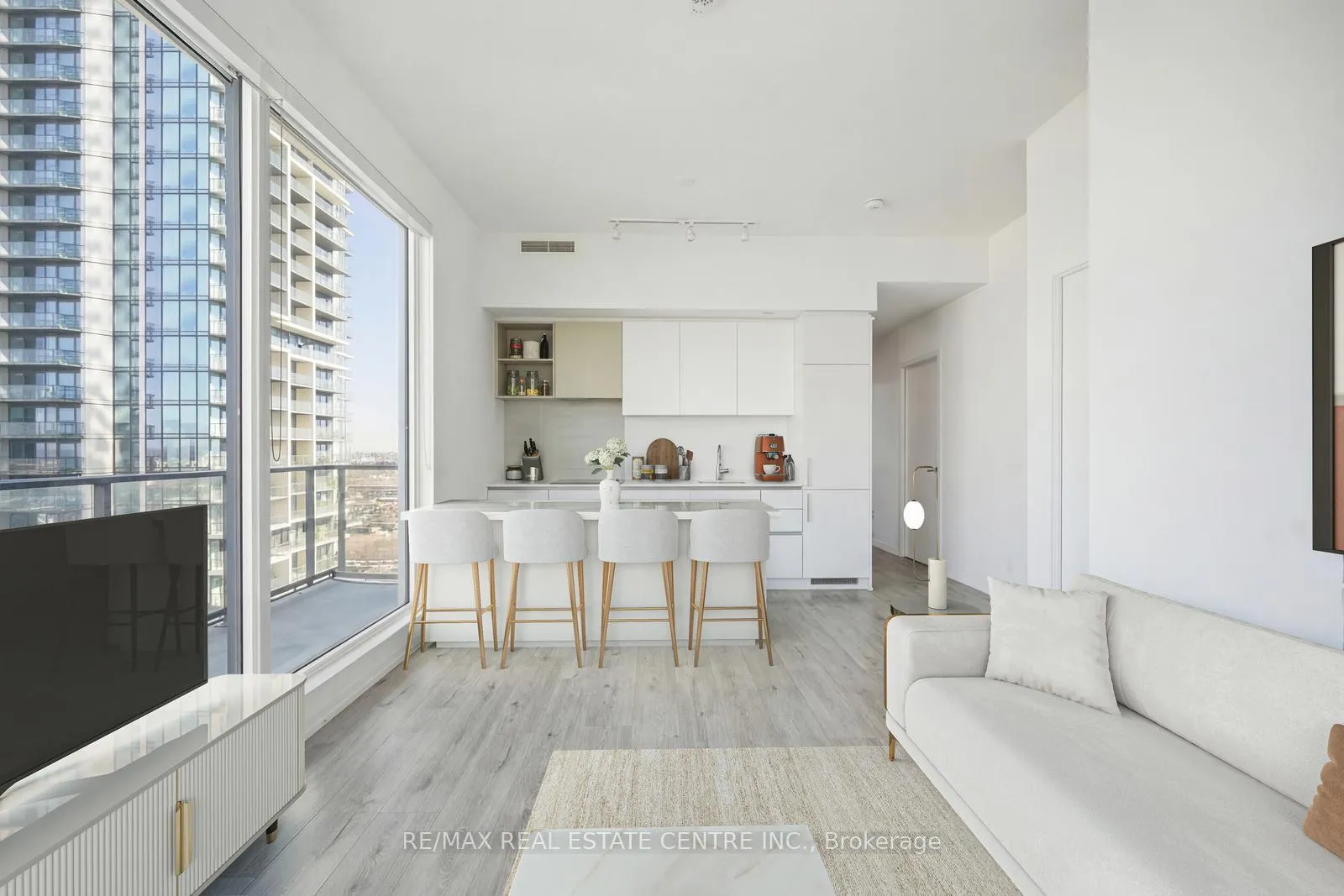 Photo 12 of Unit 3603, 1000 Portage Parkway, Vaughan, Vaughan Corporate Centre — HOMEH