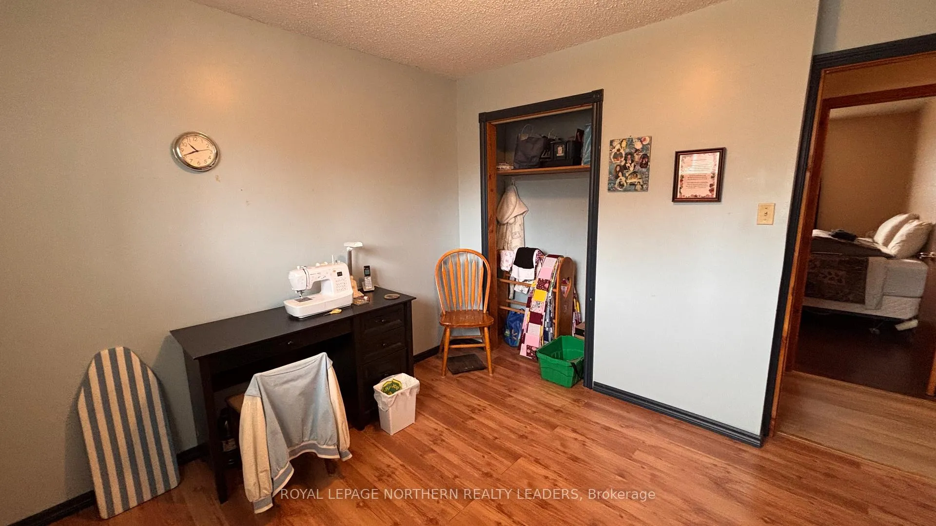 Photo 23 of 33 Eighteenth Avenue, Cochrane — HOMEH