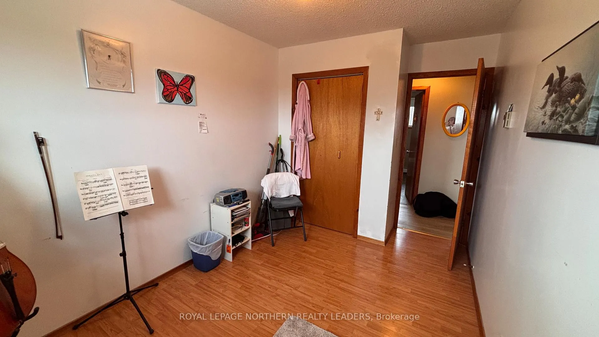 Photo 24 of 33 Eighteenth Avenue, Cochrane — HOMEH