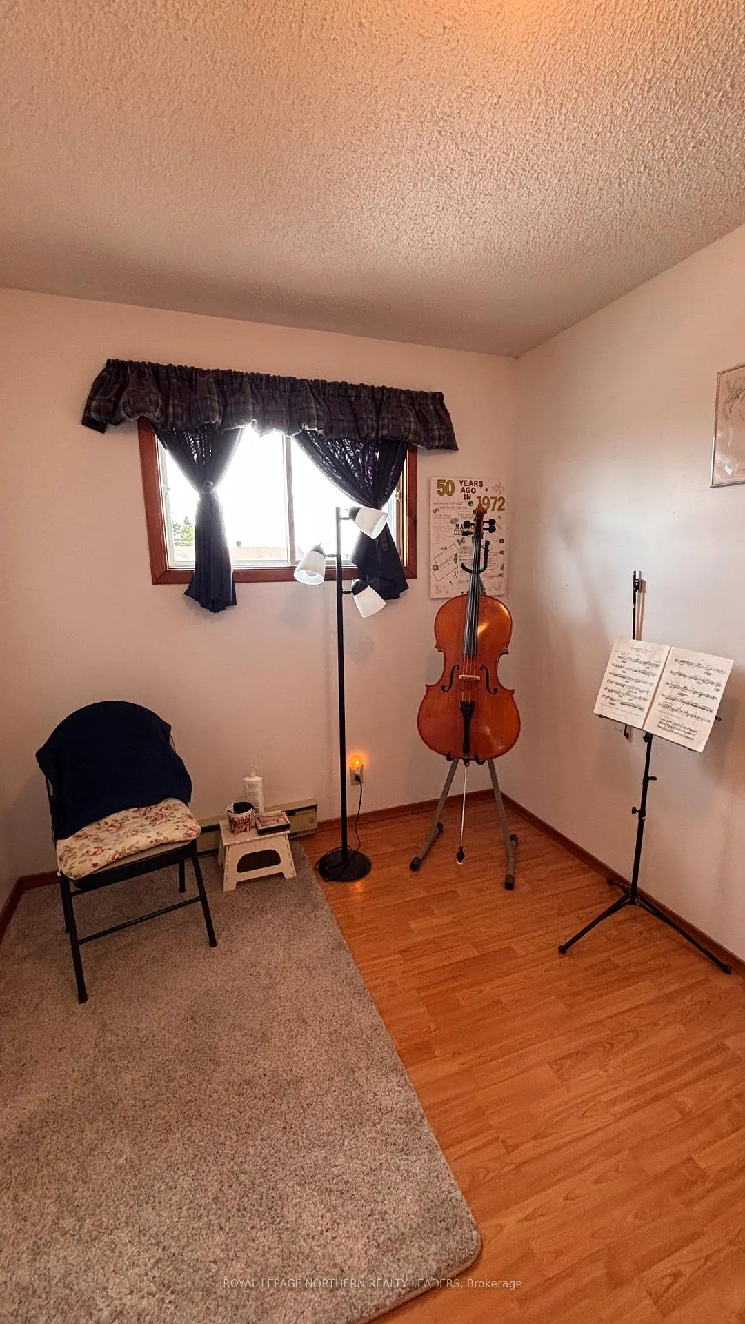 Photo 25 of 33 Eighteenth Avenue, Cochrane — HOMEH