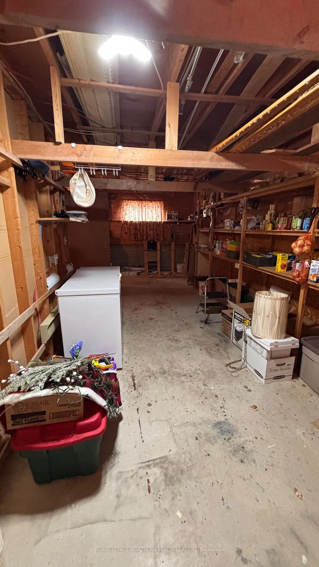 Photo 43 of 33 Eighteenth Avenue, Cochrane — HOMEH