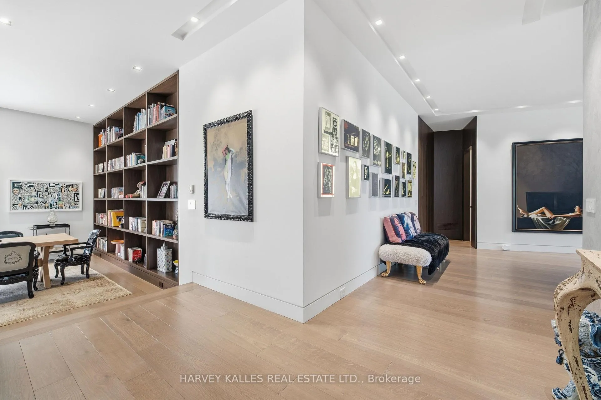 Photo 5 of 43 Hillholm Road, Toronto, Forest Hill South — HOMEH