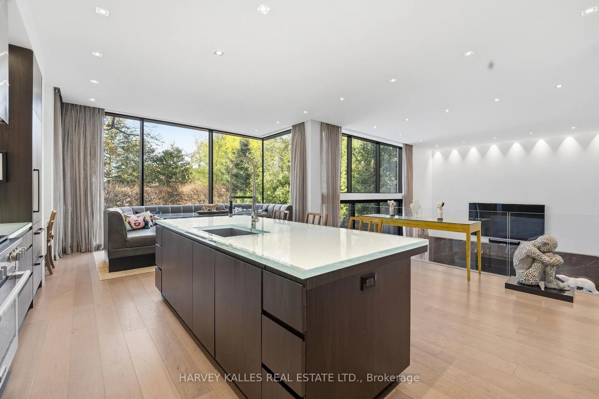 Photo 12 of 43 Hillholm Road, Toronto, Forest Hill South — HOMEH