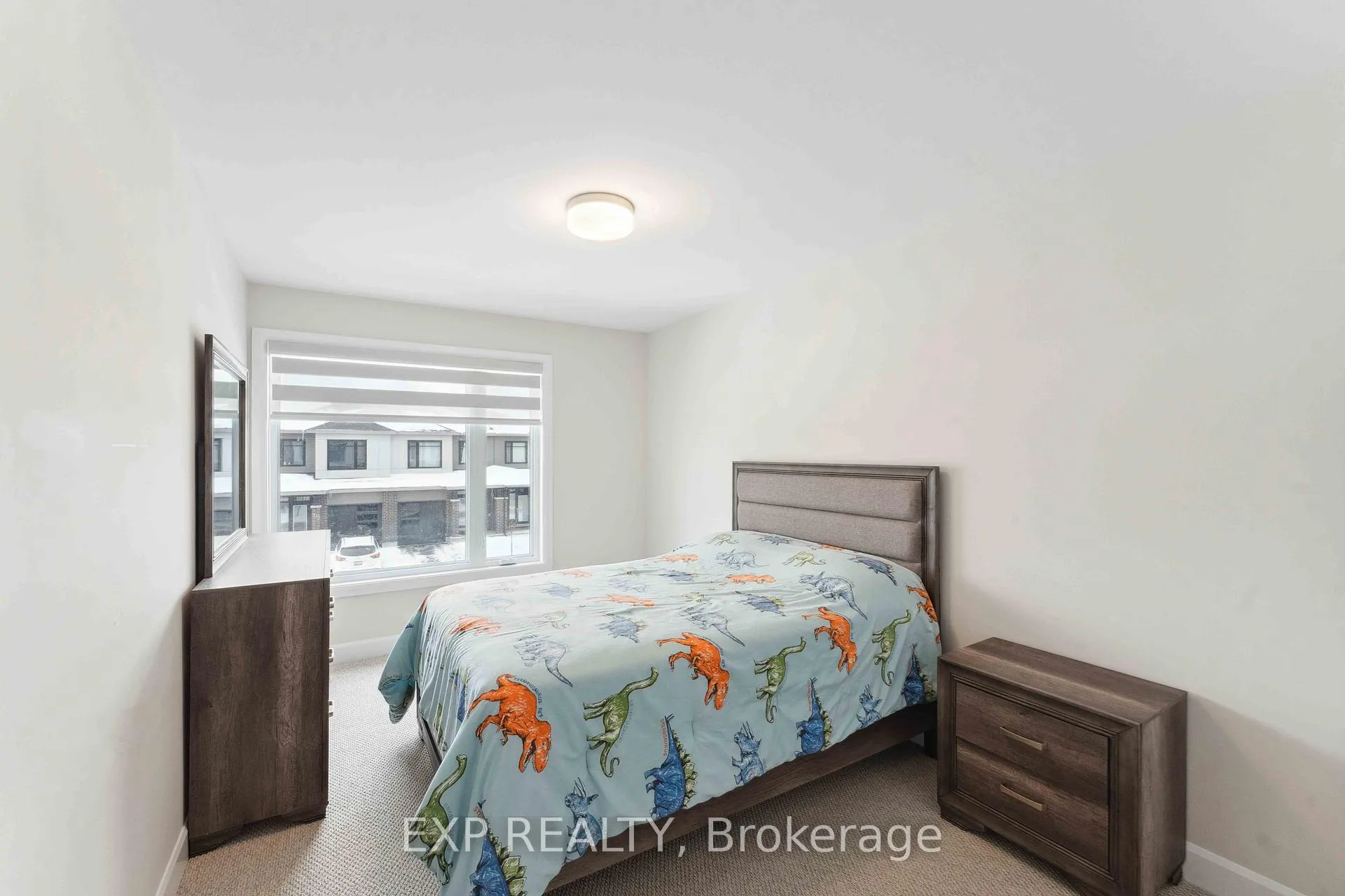 Photo 6 of 934 Clarkia Street, Ottawa, Blossom Park/Kemp Park/Findlay Creek — HOMEH