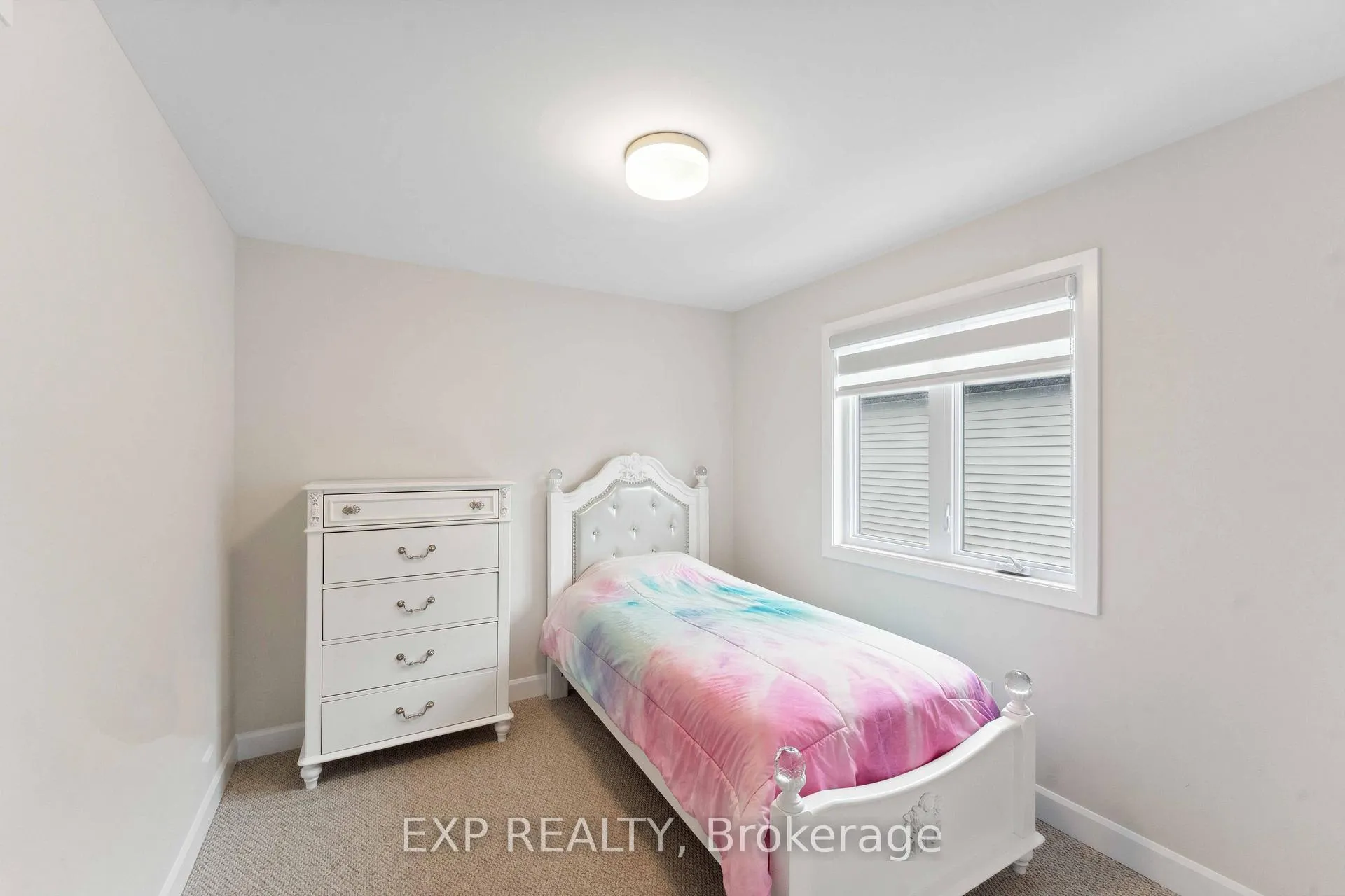 Photo 9 of 934 Clarkia Street, Ottawa, Blossom Park/Kemp Park/Findlay Creek — HOMEH