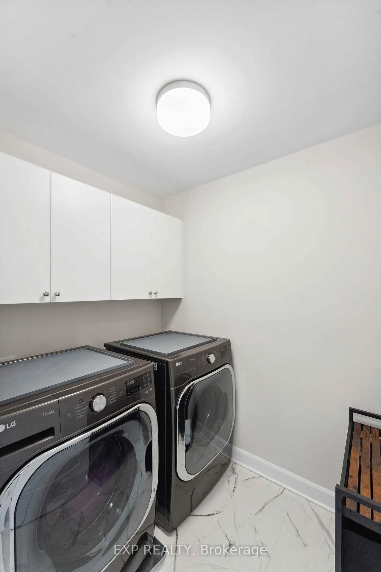 Photo 10 of 934 Clarkia Street, Ottawa, Blossom Park/Kemp Park/Findlay Creek — HOMEH