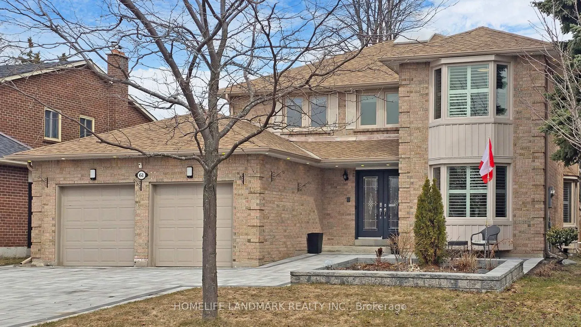 Photo 3 of 61 Farrow Crescent, Ajax, South West — HOMEH