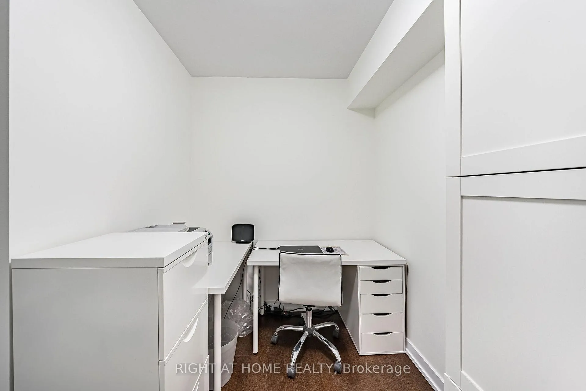 Photo 26 of Unit 512, 8 Trent Avenue, Toronto, East End-Danforth — HOMEH
