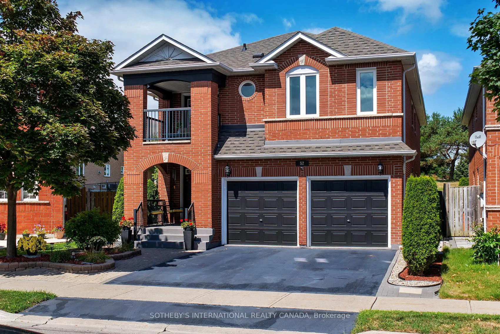 Photo 1 of 52 Monteith Crescent, Vaughan, Maple — HOMEH