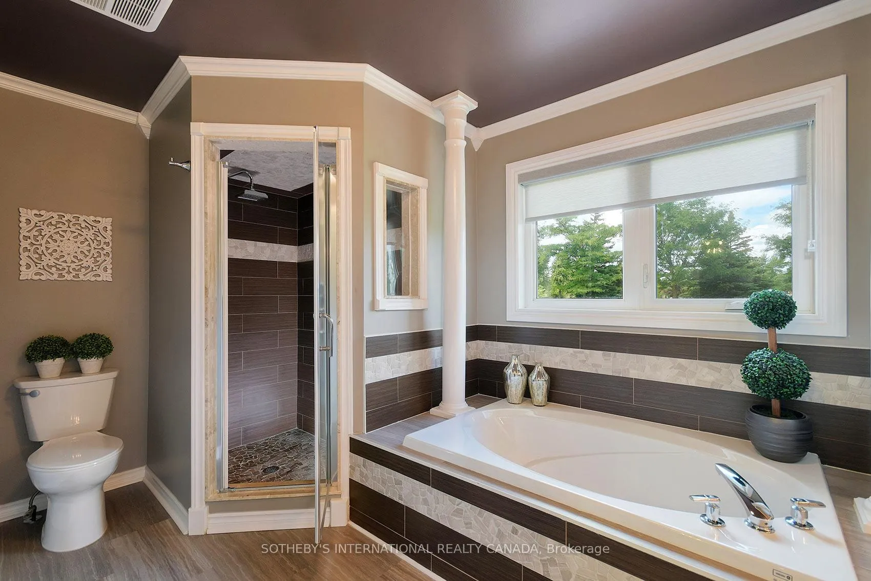 Photo 24 of 52 Monteith Crescent, Vaughan, Maple — HOMEH