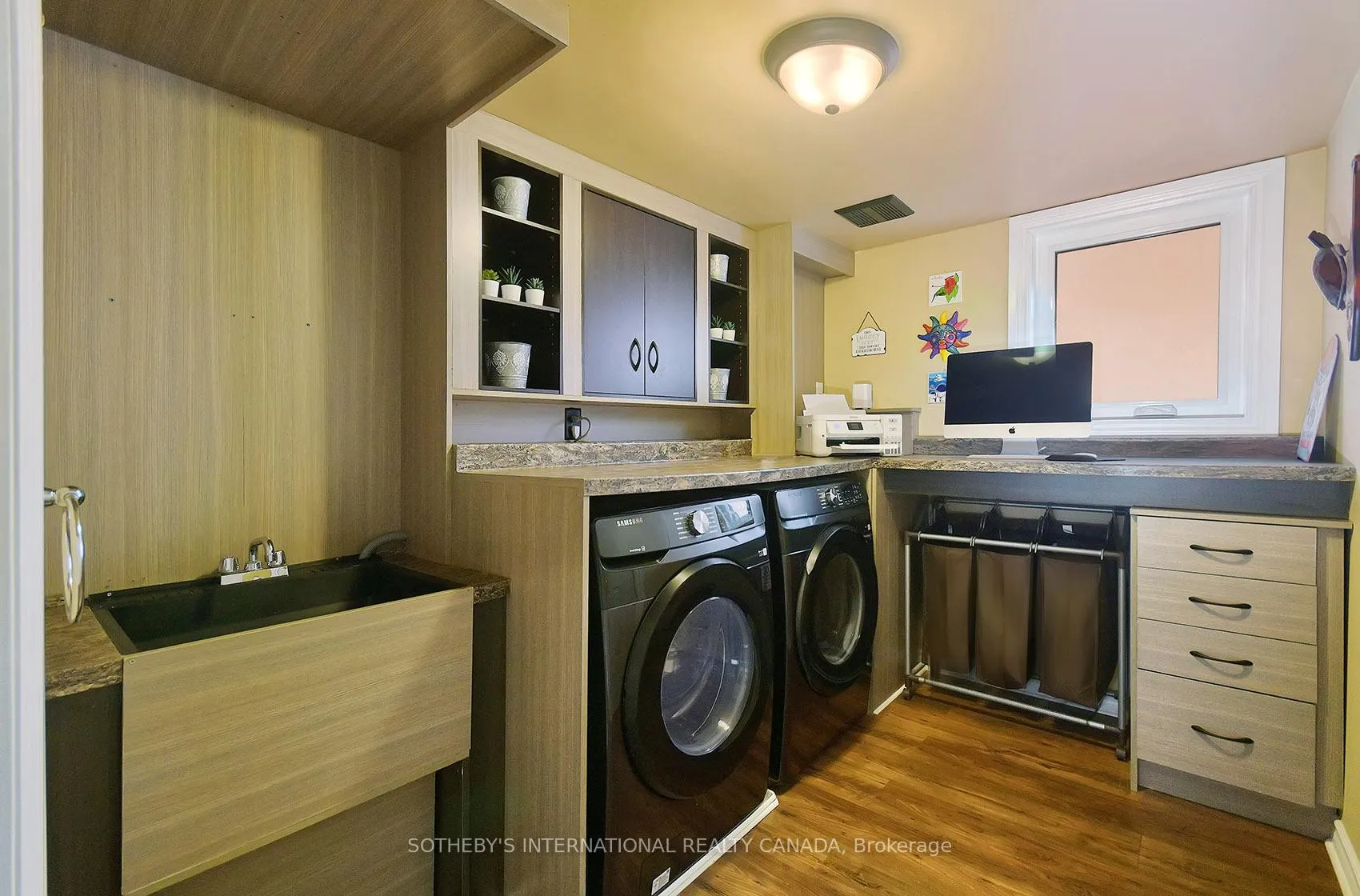 Photo 42 of 52 Monteith Crescent, Vaughan, Maple — HOMEH