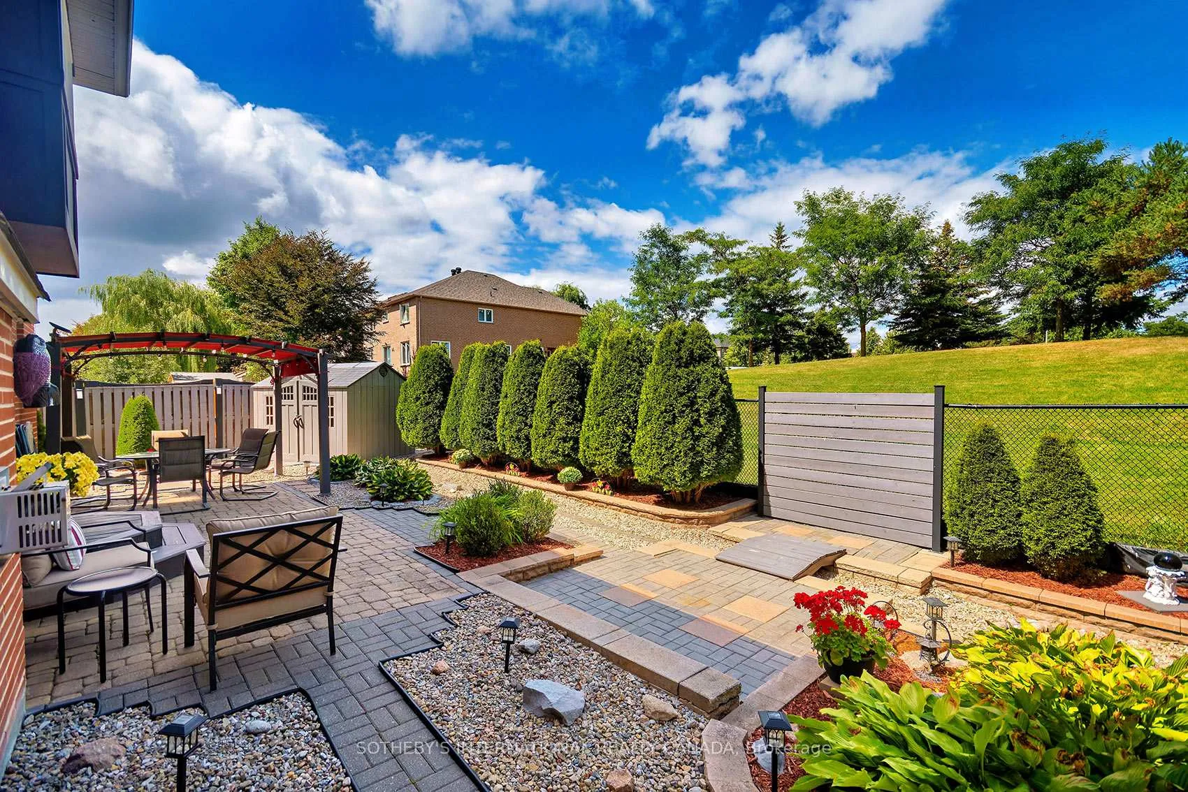Photo 48 of 52 Monteith Crescent, Vaughan, Maple — HOMEH