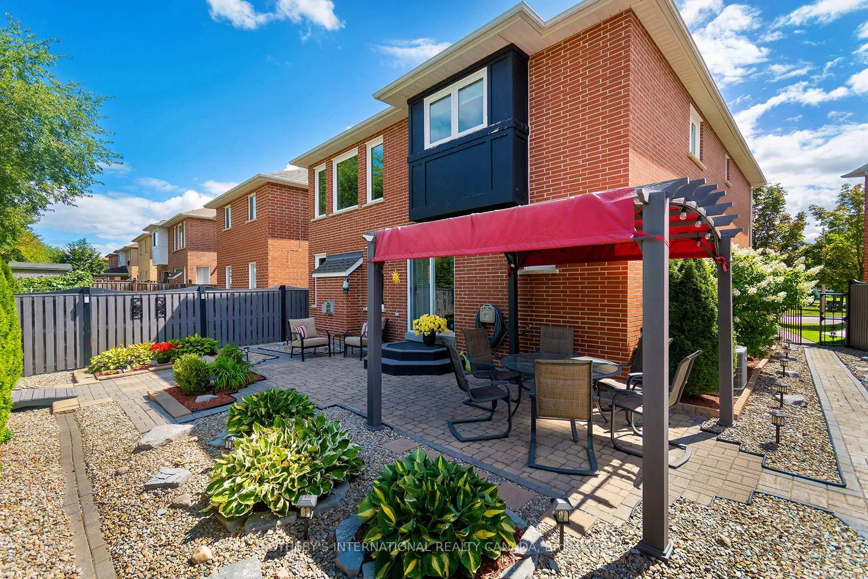 Photo 49 of 52 Monteith Crescent, Vaughan, Maple — HOMEH