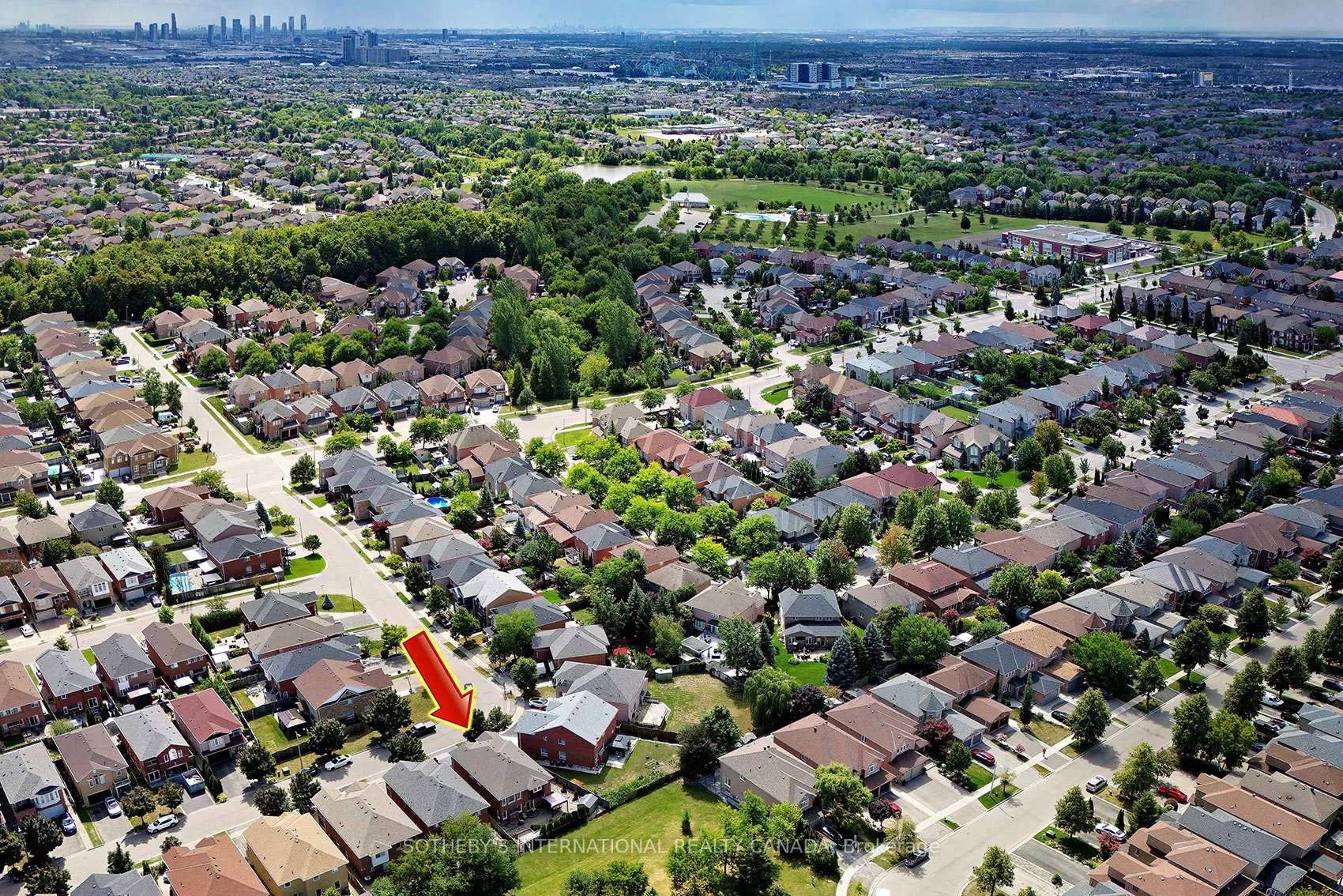 Photo 50 of 52 Monteith Crescent, Vaughan, Maple — HOMEH