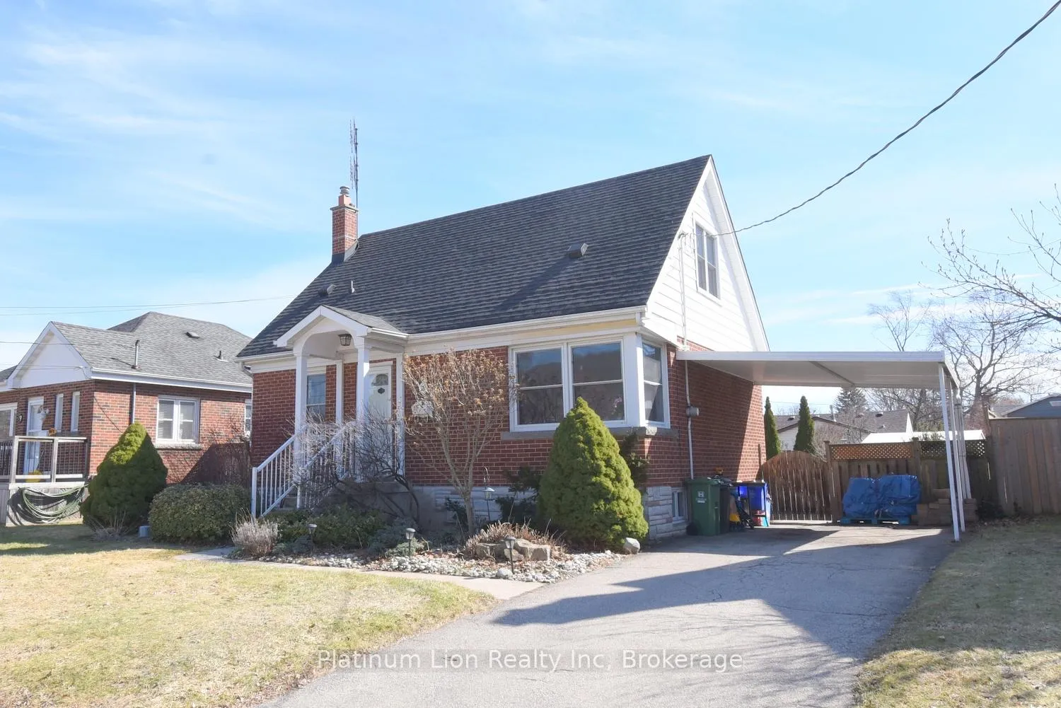 Photo 1 of 7 Cairns Avenue, Hamilton, Dundas — HOMEH
