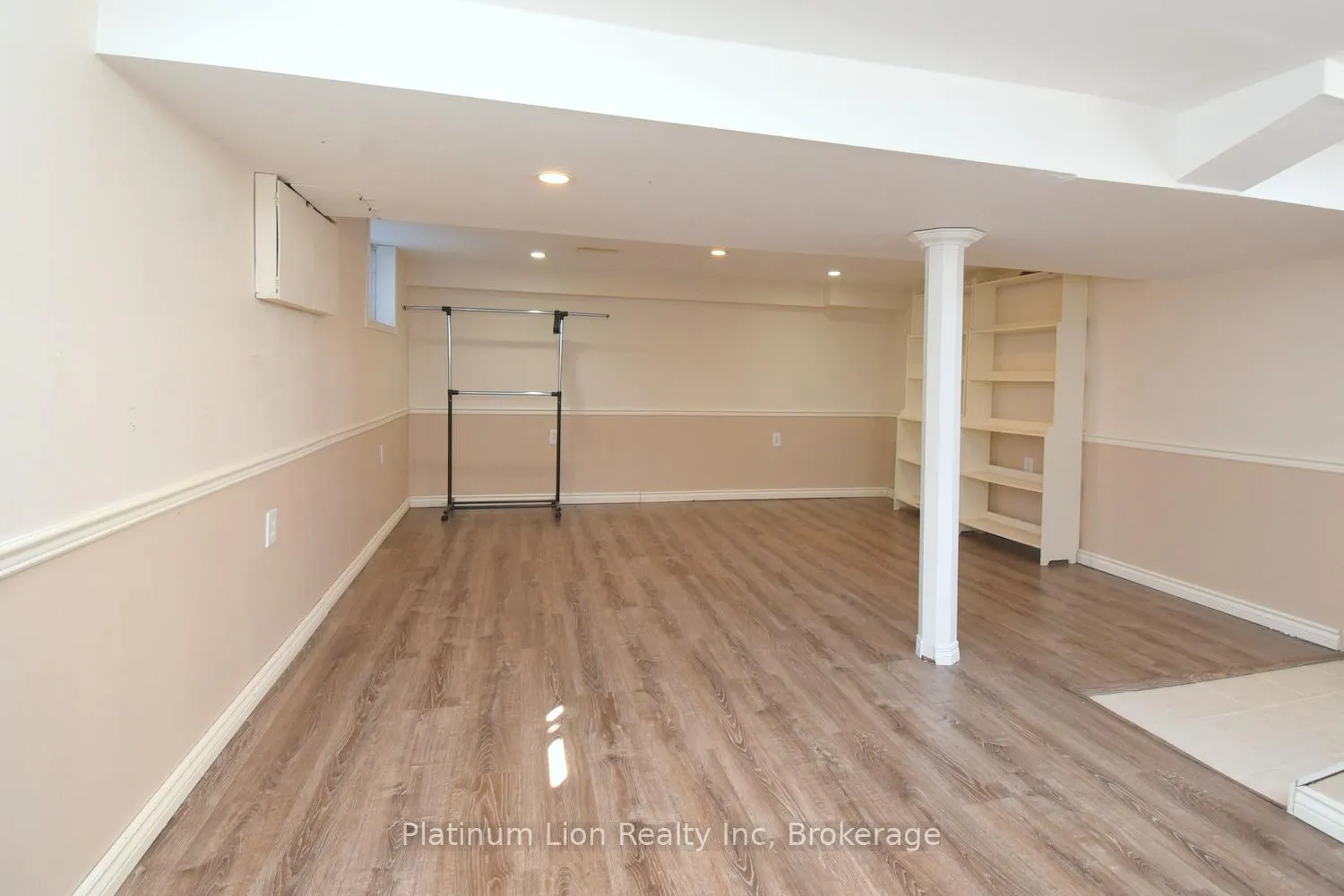 Photo 32 of 7 Cairns Avenue, Hamilton, Dundas — HOMEH