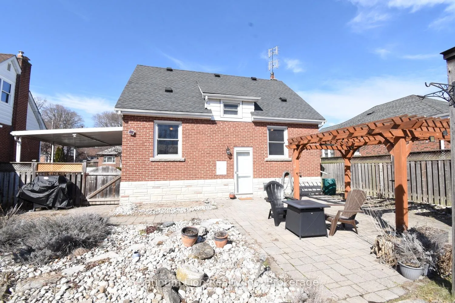 Photo 33 of 7 Cairns Avenue, Hamilton, Dundas — HOMEH