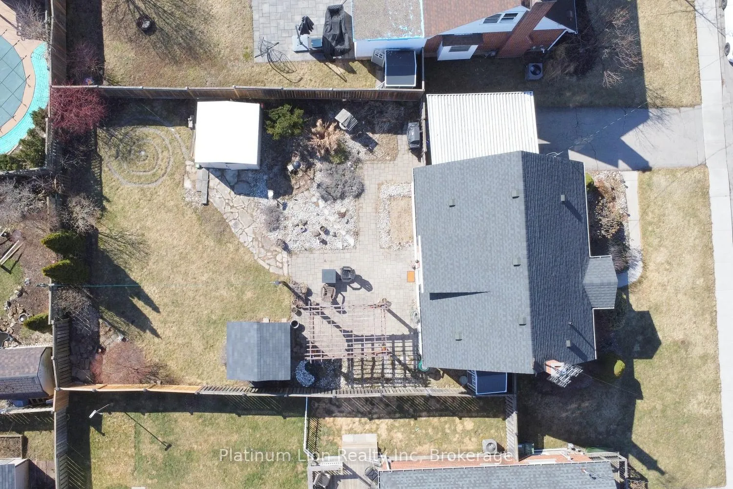 Photo 38 of 7 Cairns Avenue, Hamilton, Dundas — HOMEH