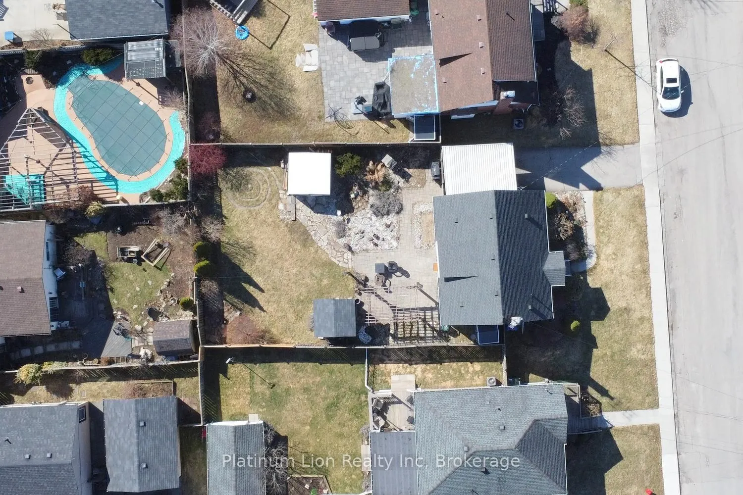 Photo 39 of 7 Cairns Avenue, Hamilton, Dundas — HOMEH