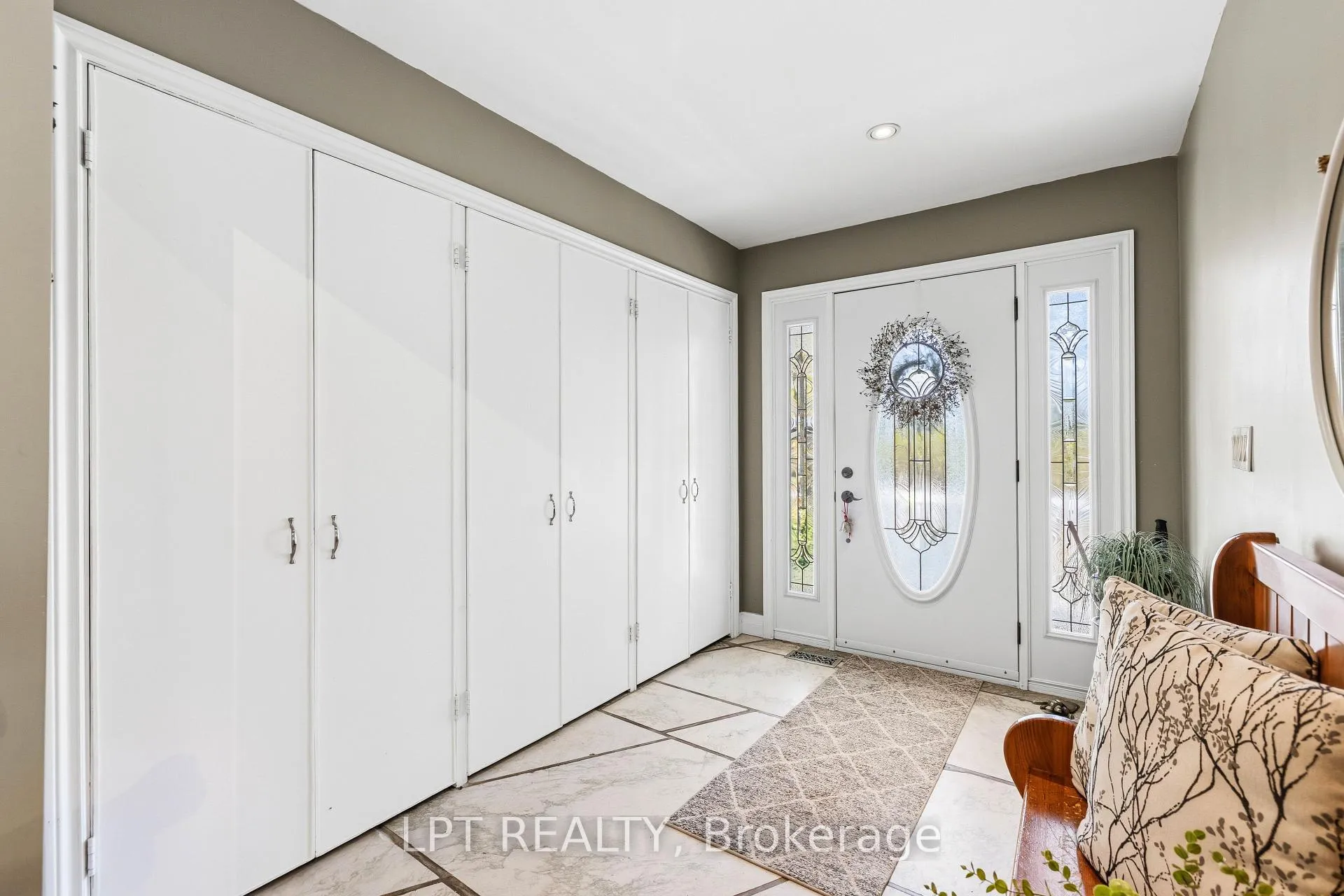 Photo 5 of 125 Sibbald Crescent, Georgina, Sutton & Jackson's Point — HOMEH
