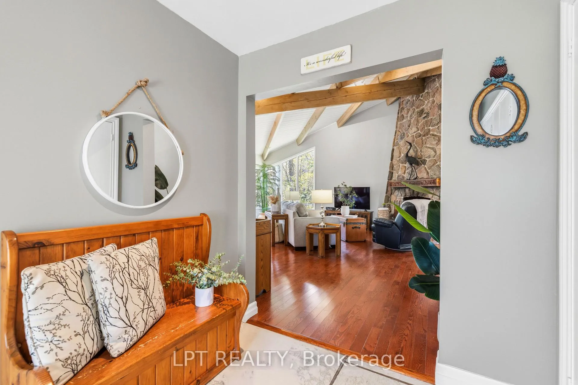 Photo 6 of 125 Sibbald Crescent, Georgina, Sutton & Jackson's Point — HOMEH