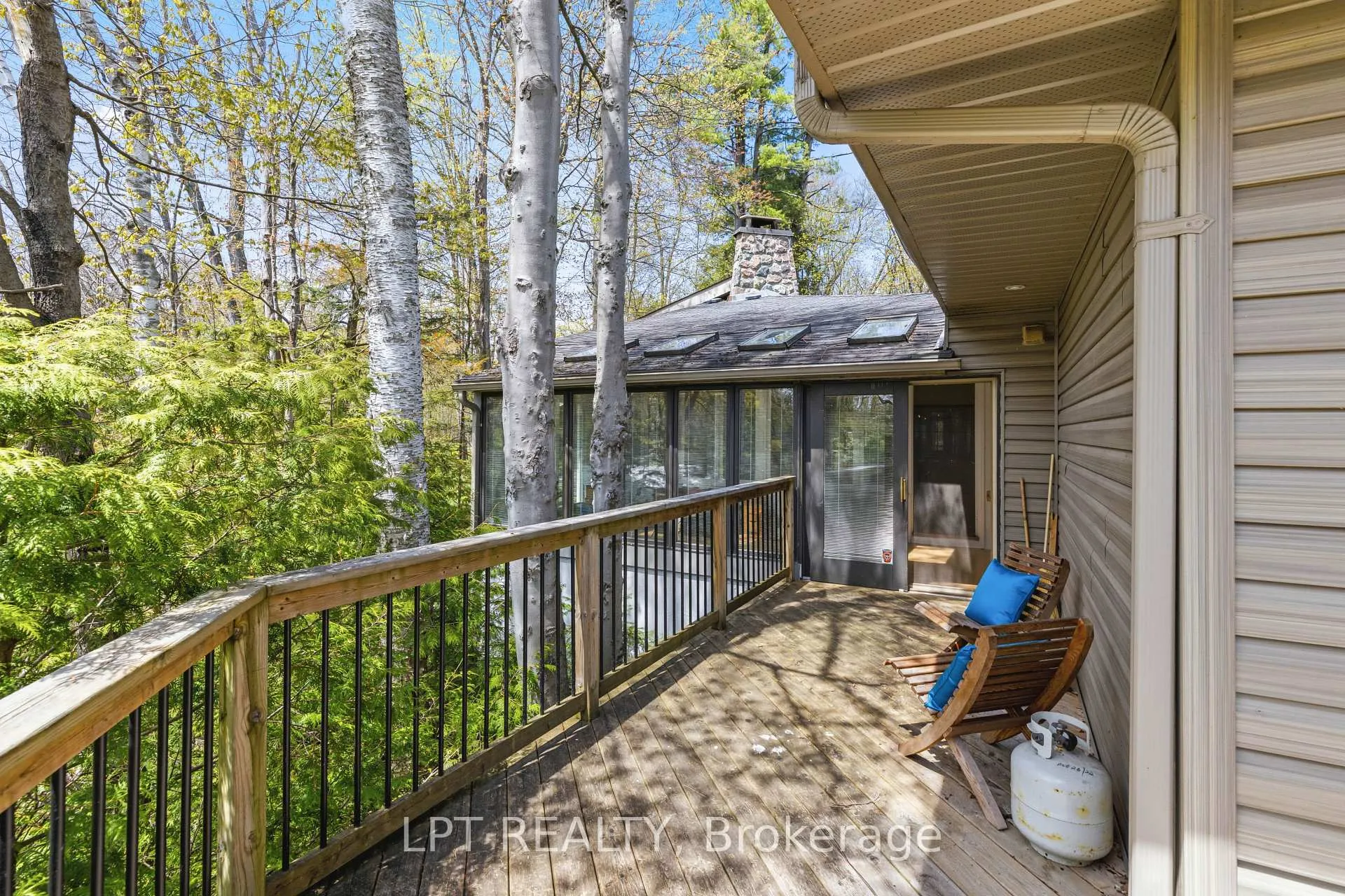 Photo 9 of 125 Sibbald Crescent, Georgina, Sutton & Jackson's Point — HOMEH