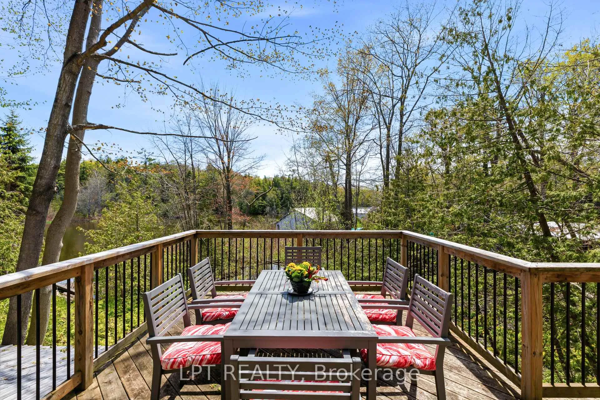 Photo 13 of 125 Sibbald Crescent, Georgina, Sutton & Jackson's Point — HOMEH