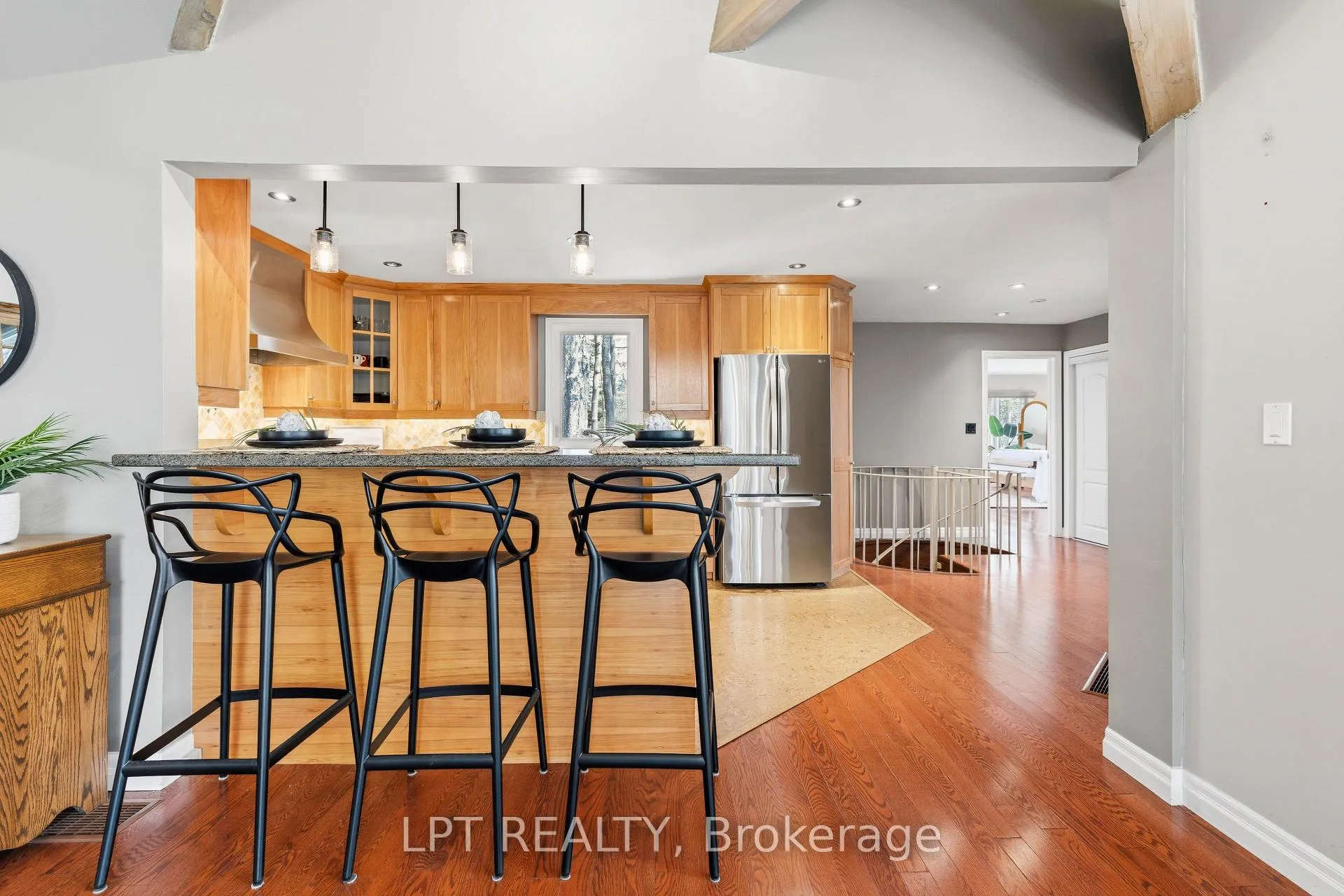 Photo 17 of 125 Sibbald Crescent, Georgina, Sutton & Jackson's Point — HOMEH
