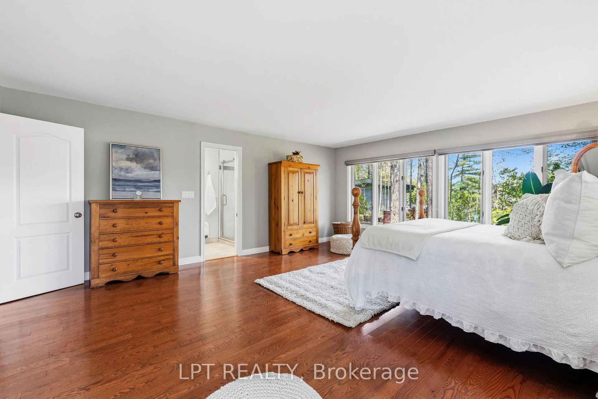Photo 23 of 125 Sibbald Crescent, Georgina, Sutton & Jackson's Point — HOMEH